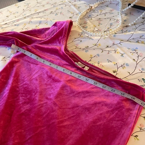 TWiK  one Shoulder
Velvet Bodycon Dress - Picture 5 of 13